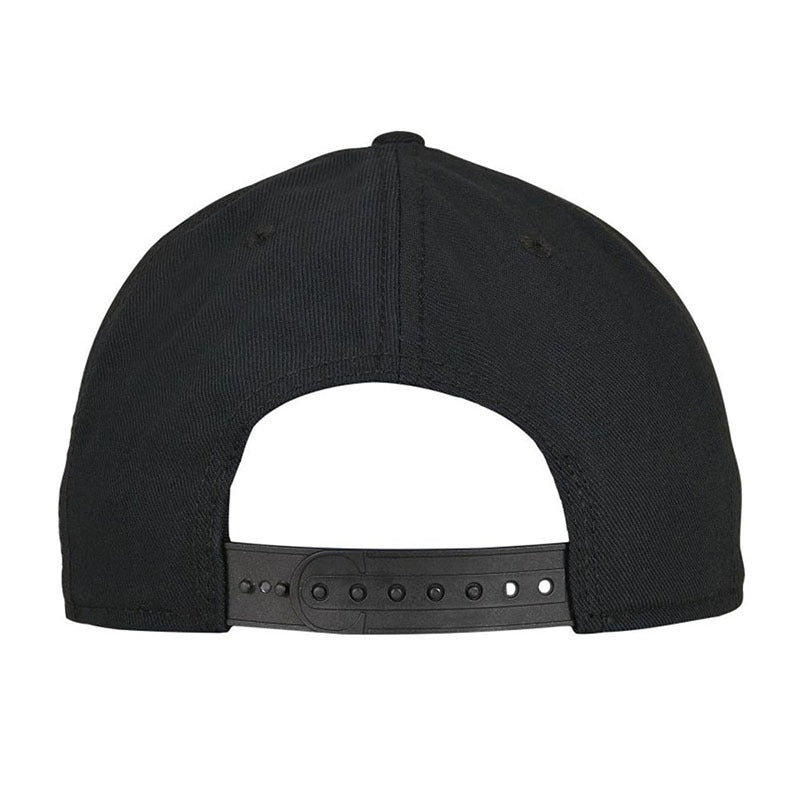 Trendy flat brimmed snapback hatsfall and winter cartoon difuzed