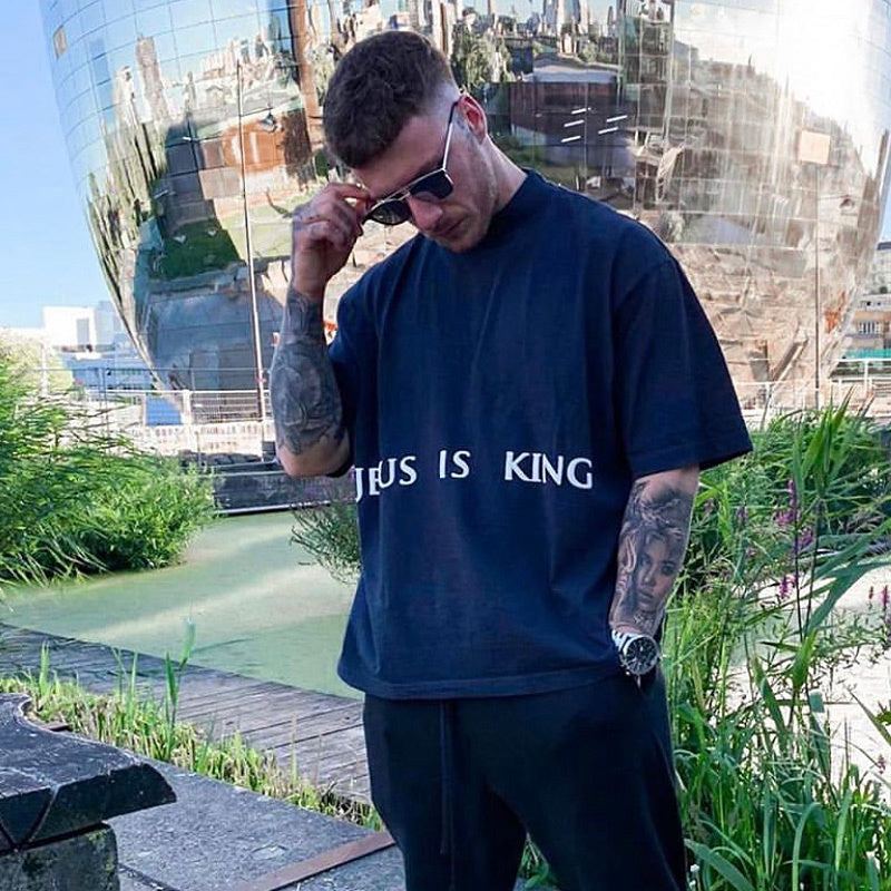 Mens T-shirt Vintage American-style Kanye-style oversized high-neck hip-hop tee featuring "Three Gods" puff print.