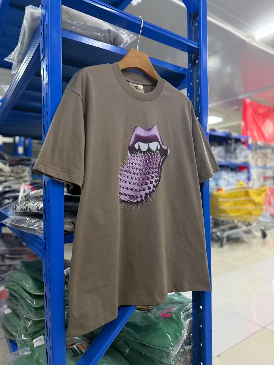 Vintage style washed summer wear T shirt Purple spiky tongue