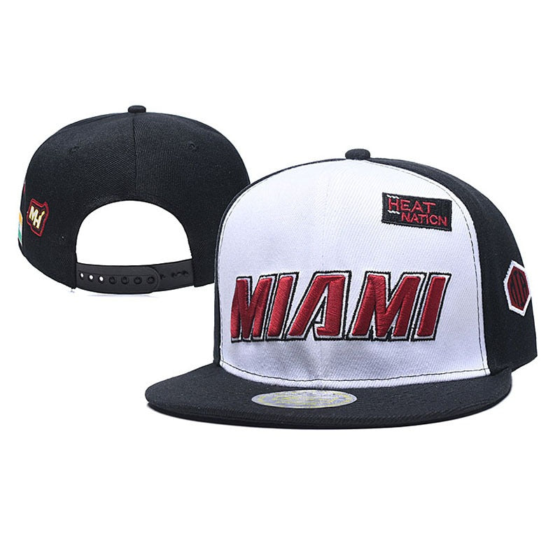 Trendy flat brimmed snapback hatscharlotteletter