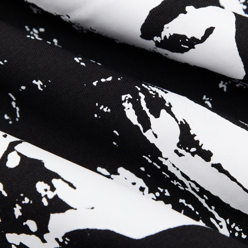 ERD T Shirts High Contrast Mono Figure & Back Letter Street Casual Tee