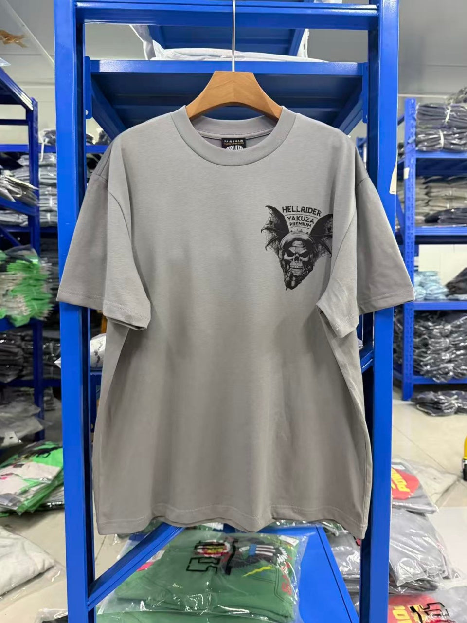 Vintage style washed summer wear T shirt Skull and bat shape