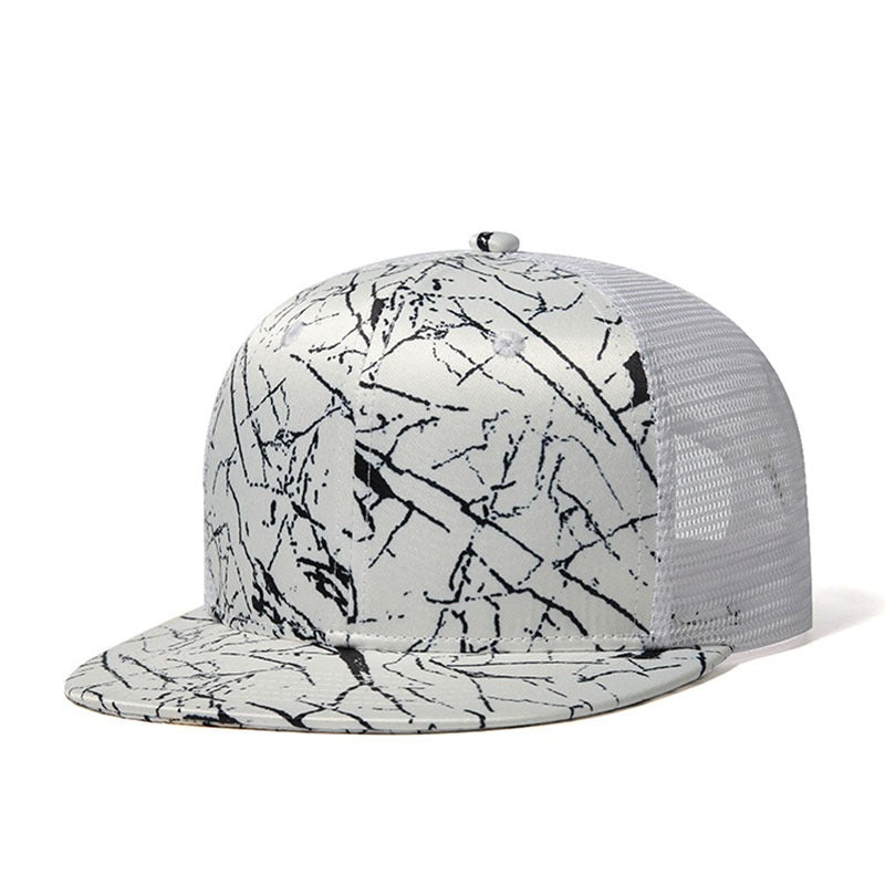 Trendy flat brimmed snapback hatsspring summer breathable sunshade