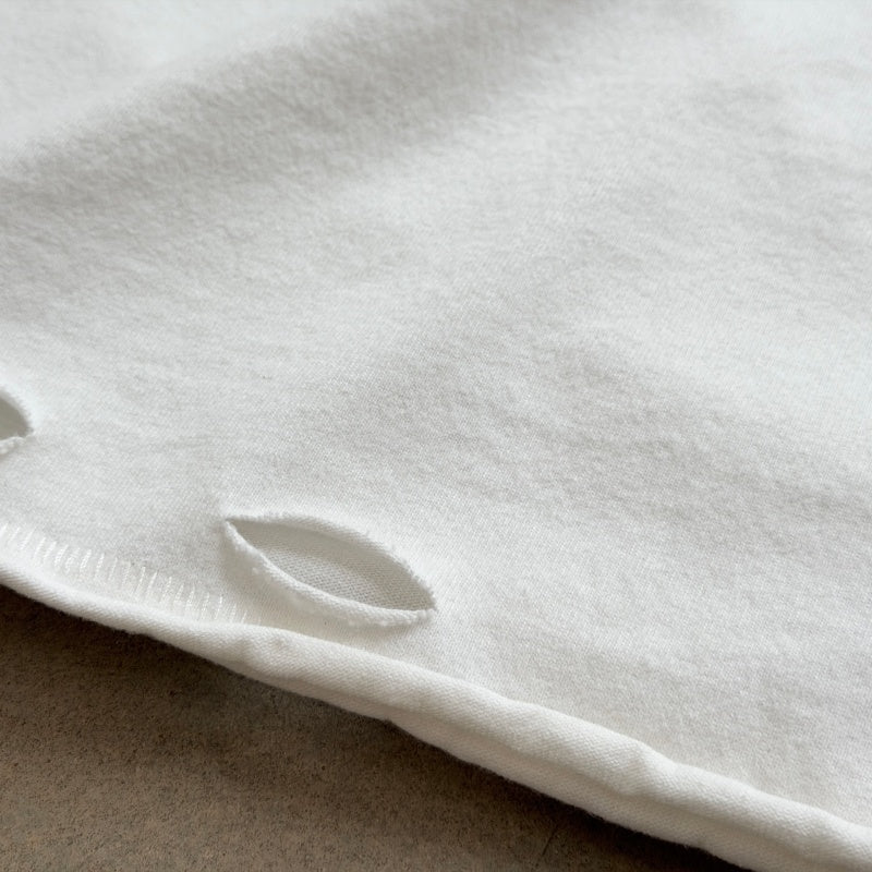 Unisex Vintage T Shirts Heavyweight 320g fabric (matching the original specifications even after washing); vintage construction featuring single-stitch and "heaven-and-earth" (blind stitch) detailing.