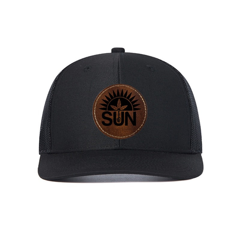 Trendy flat brimmed snapback hatsbreathable for men and women