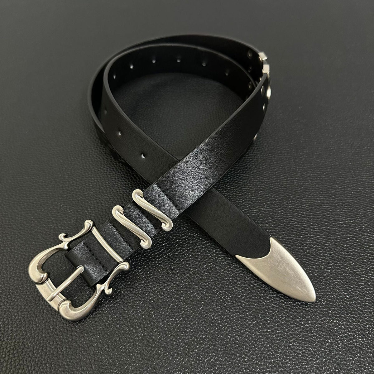 American vintage-style leather belt 25SS Iris Kendo engraved bronzing matte belt Western punk rivet metal tide jeans belt