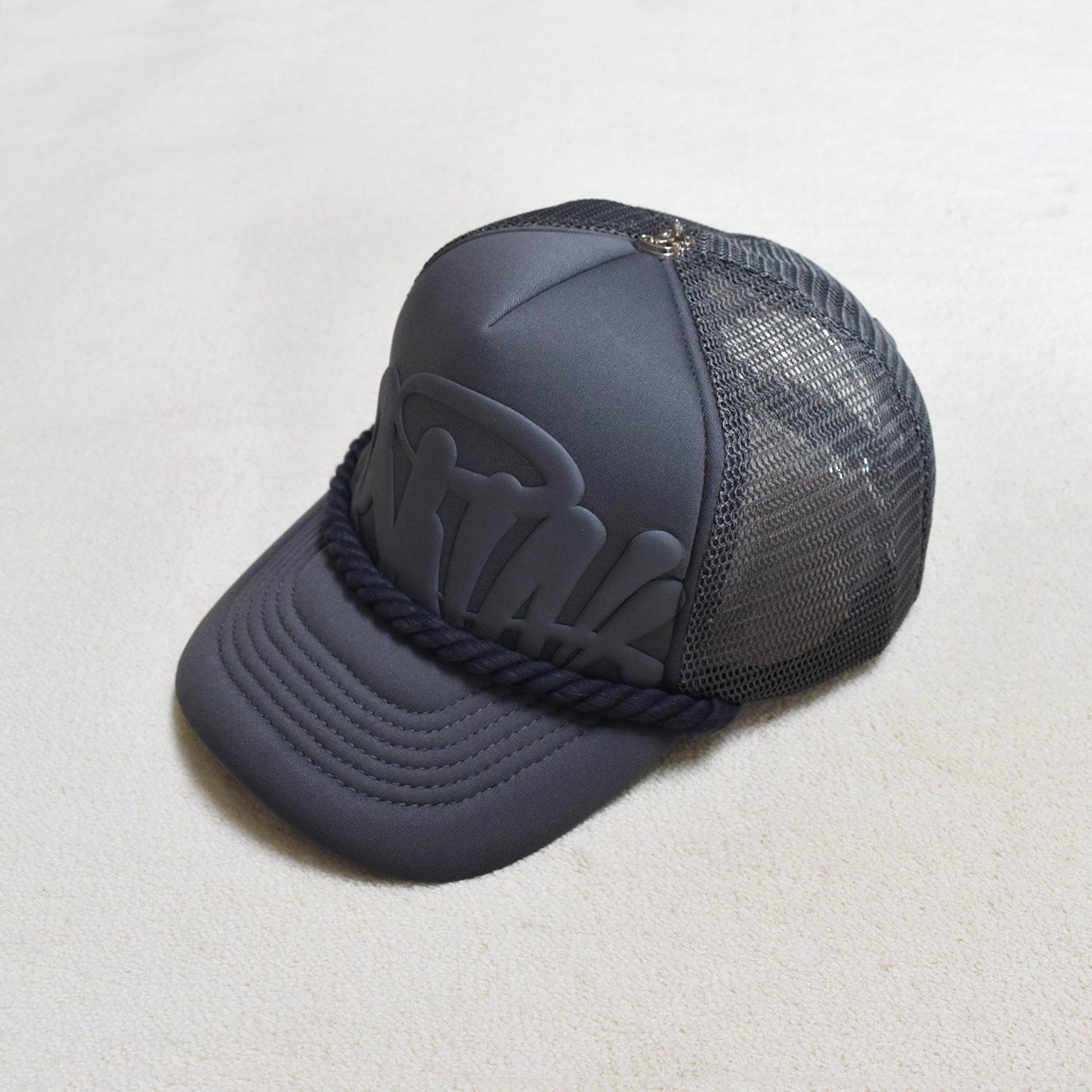 Syna world hat trick cap trucker cap