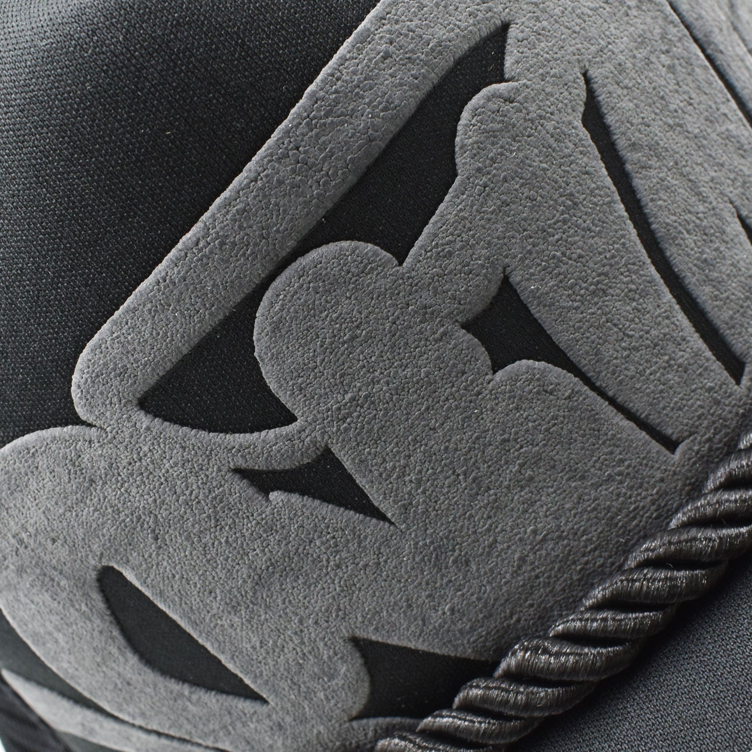 Syna world hat trucker hat foam letter