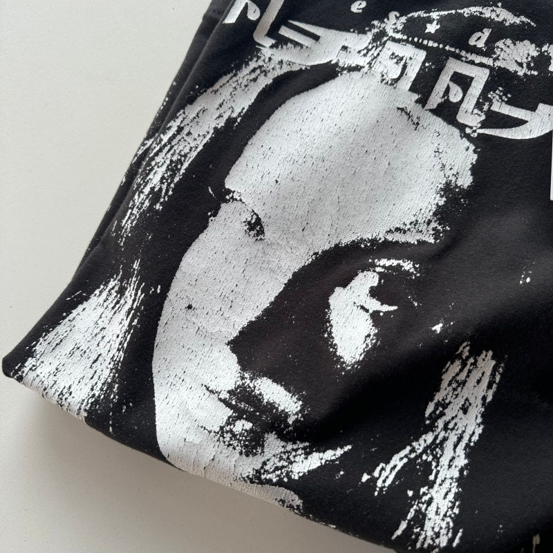 ERD T Shirts Dark Retro Distressed Lady Portrait With Text Street Casual Top