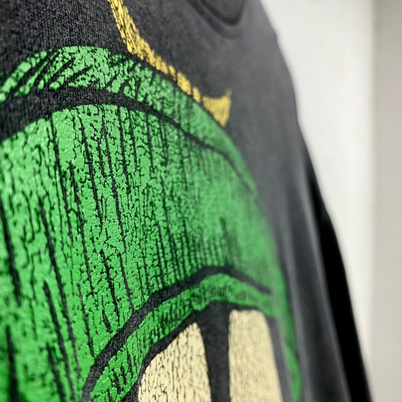 Unisex Vintage T Shirts "Big Eyes" Limited Edition: Heavyweight, high-street retro short-sleeve tee featuring a distressed vintage wash and premium vertical-crack print.