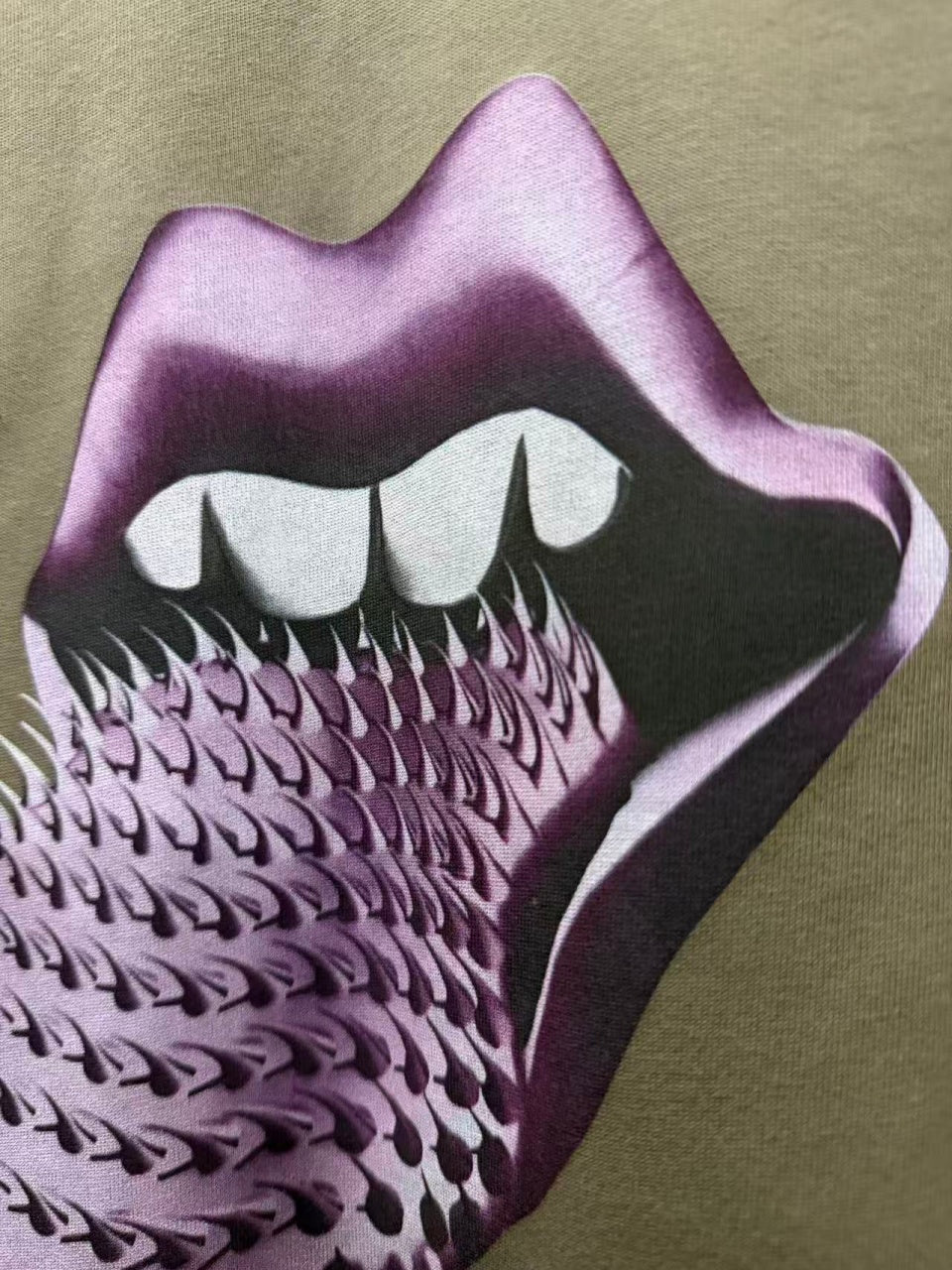 Vintage style washed summer wear T shirt Purple spiky tongue