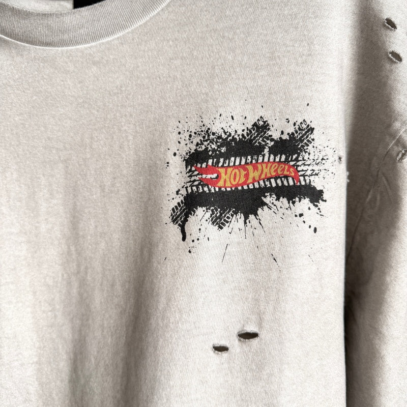 Unisex Vintage T Shirts Saint x Hot Wheels x Land Rover Defender three-way collaboration: featuring a "lid-and-base" style collar construction with single-needle stitching, a special enzyme-abrasion and vintage-wash finish, direct-to-garment white in