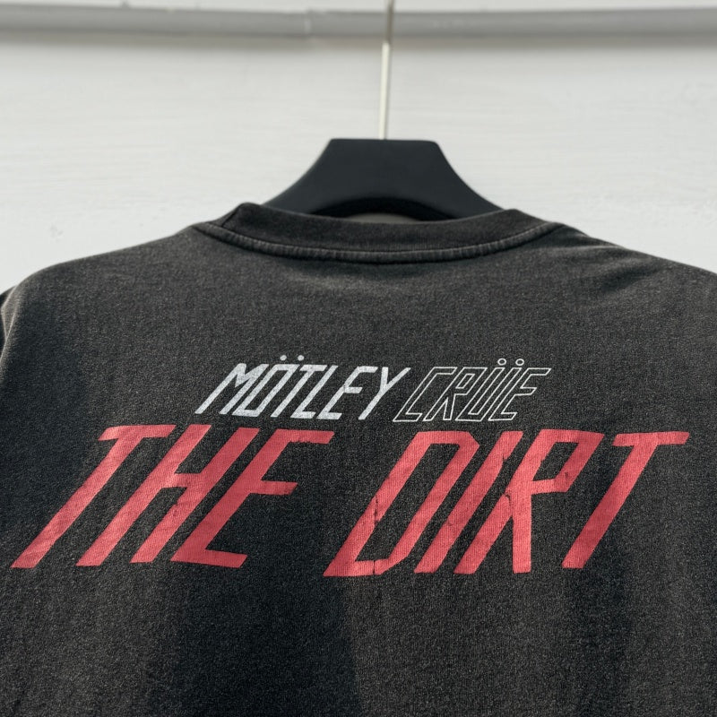Unisex Vintage T Shirts Motley Crue "THE DIRT" Limited Edition T-Shirt. Features a heavyweight, enzyme-washed finish and custom heavyweight brushed fabric with a vintage feel. High-quality direct-to-garment (DTG) white ink printing for a premium look