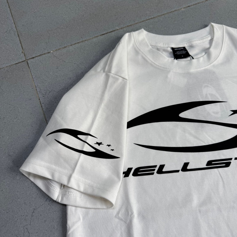Vintage-style American T-shirt Clean White Base Angular Star Mark Print