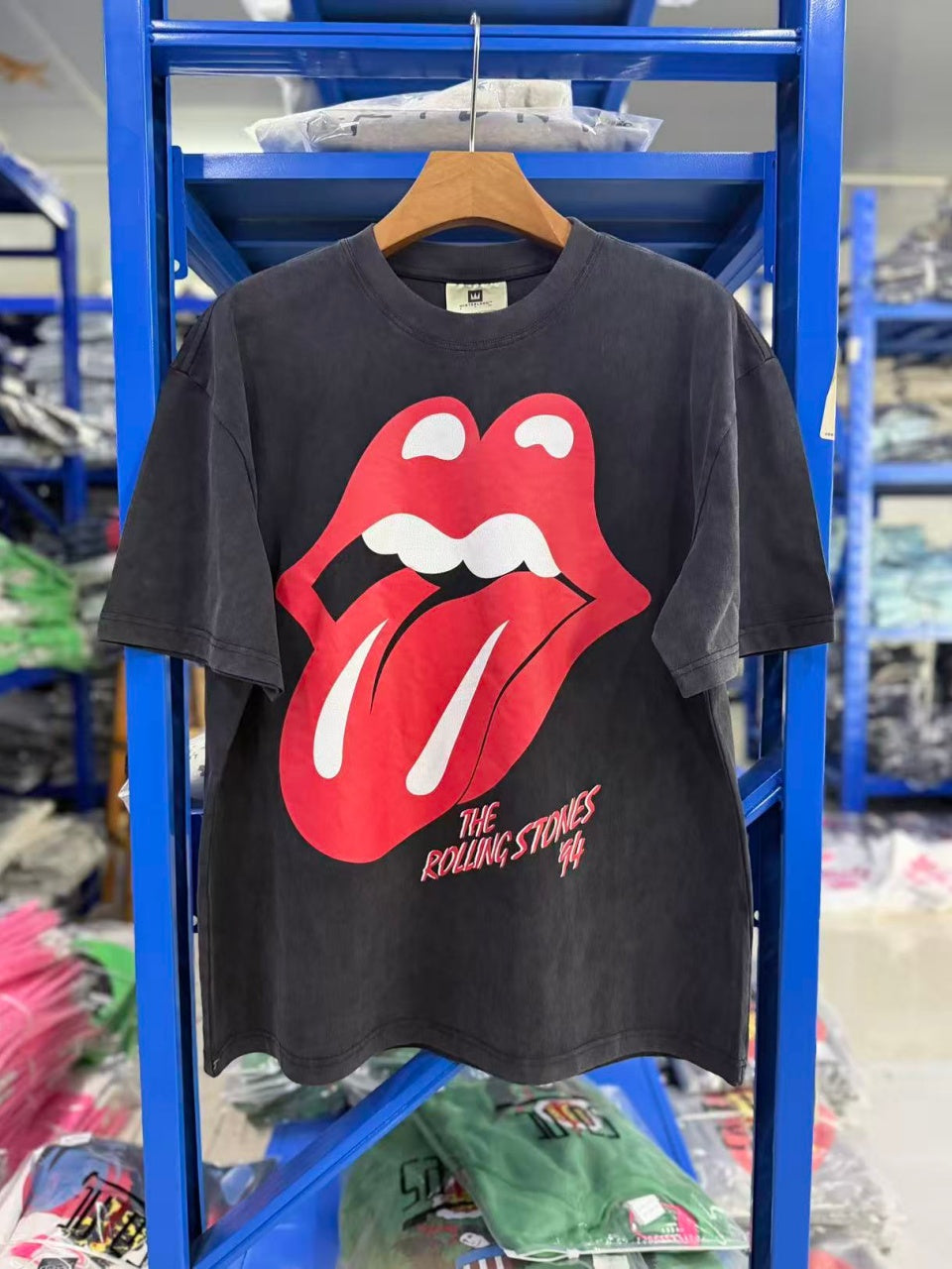 Vintage style washed summer wear T shirt Big red tongue