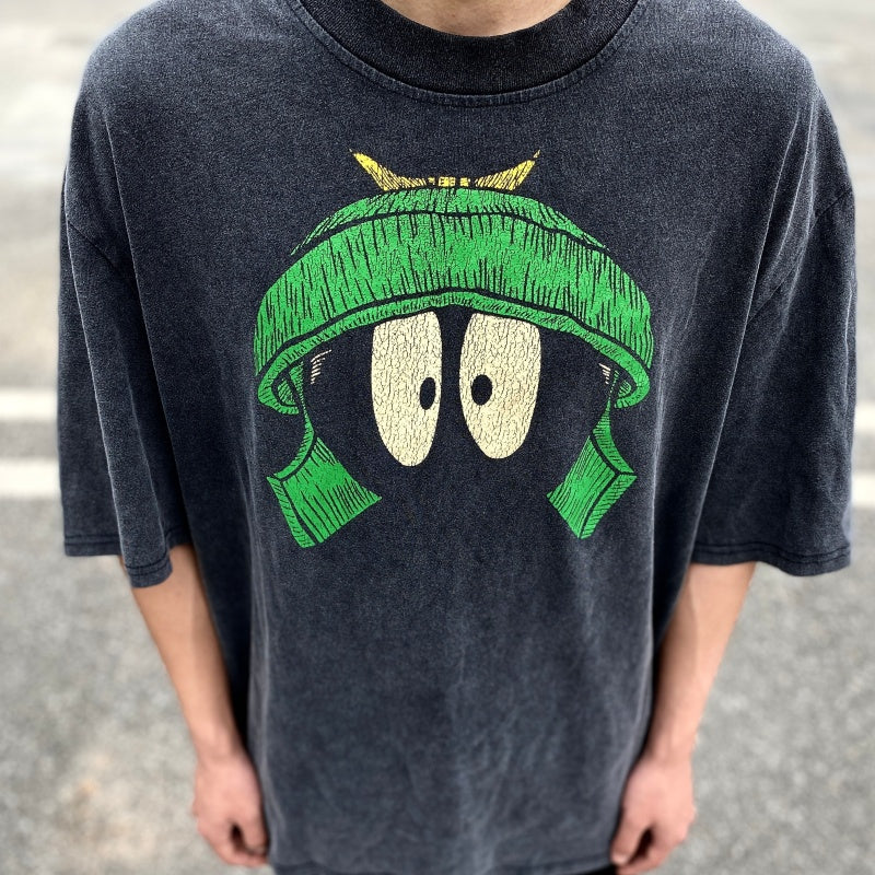 Unisex Vintage T Shirts "Big Eyes" Limited Edition: Heavyweight, high-street retro short-sleeve tee featuring a distressed vintage wash and premium vertical-crack print.