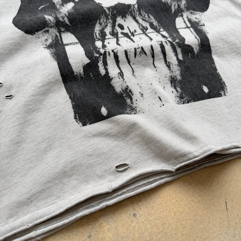 Unisex Vintage T Shirts CHOOOSELF 26SS "Rose Skull" Limited Edition – A tribute to the band Deftones. Heavyweight, washed, distressed, and destructed street-style T-shirt featuring a boxy, cropped punk aesthetic.